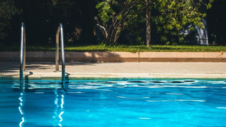 Steps To Take After A Swimming Pool Accident