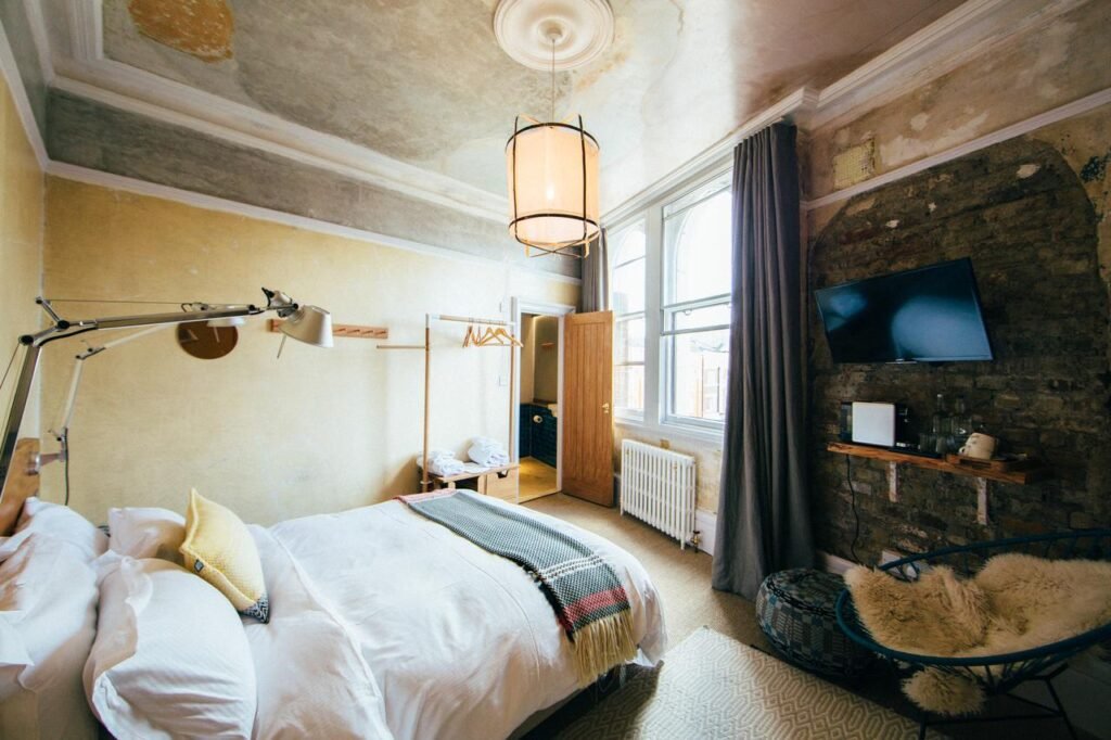 Cheap Hotels Near Me: Affordable Options Cheap Hotels Near Me: Affordable Options