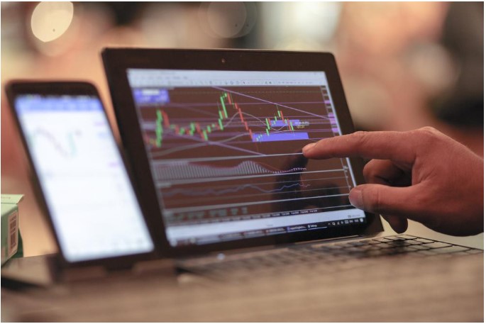 Featured Image Staxonix Review (Staxonix.com) - Equal Opportunity Trading Platform for all Traders