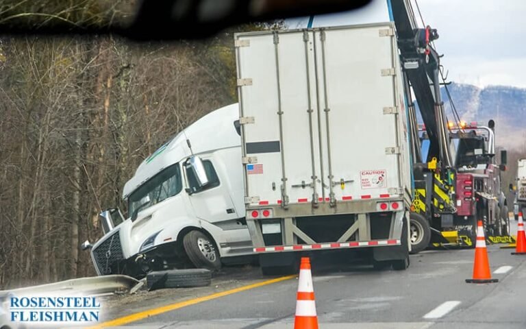Truck Accident in Charlotte? How to Choose the Right Injury Law Firm 