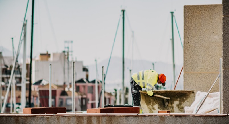 How to Keep Yourself Safe from Accidents During Construction Work