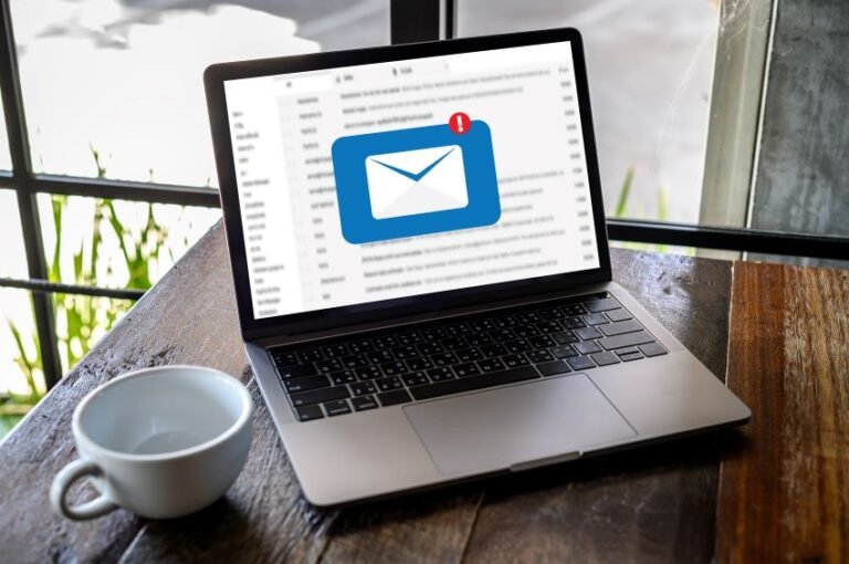 https://acortaz.eu/correos-corporativos-con-tu-hosting