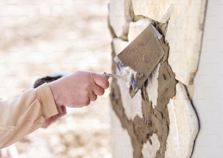 DIY vs. Professional: Choosing the Right Wall Crack Repair Service