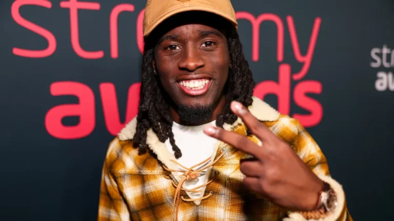 How much does KaiCenat Twitch Earnings per month?