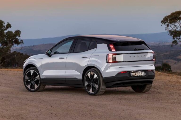 How Subaru Became the “Lesbian Car”