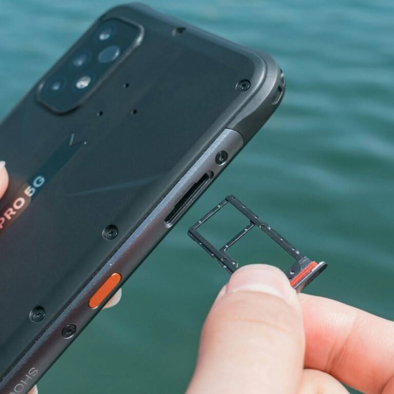 The Ultimate Guide to eSIM: How It Works and Why It Matters for USA and UK Travelers