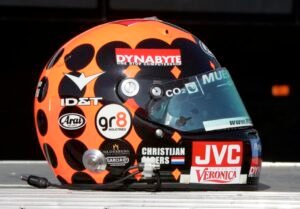 The Iconic F1 2005 Albers Helmet: A Symbol of Speed and Style