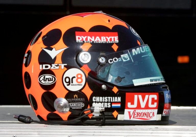 The Iconic F1 2005 Albers Helmet: A Symbol of Speed and Style
