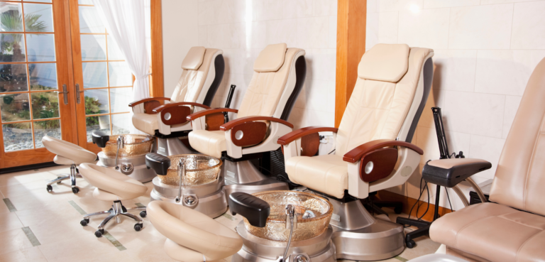 The Ultimate Equipment Checklist Salon Owners Use for Stylish, Functional Spaces