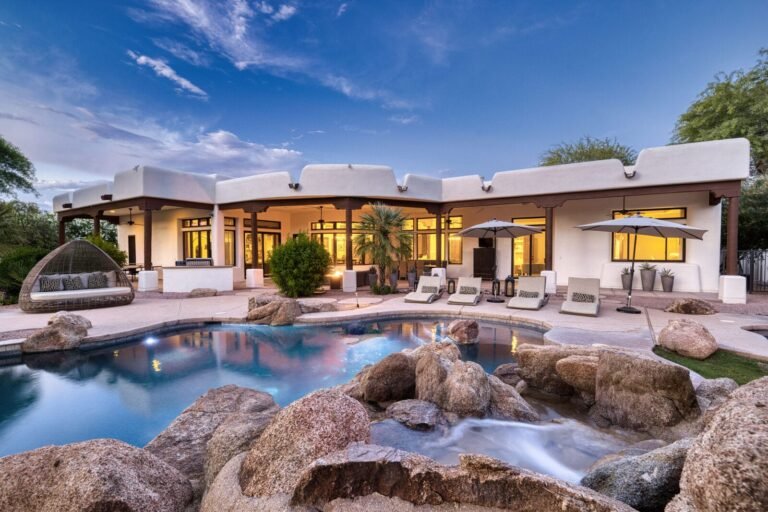 Elevating Luxury Living: The Rise of High-End Home Construction in Scottsdale