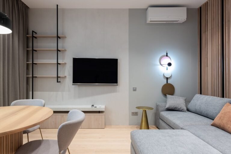 How to Spot Foundation Cracks Before They Become Serious