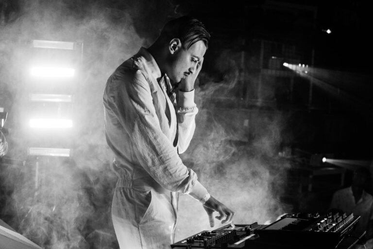 Synthwave And Dark Electronic Musician Mr. Kitty Returns From Controversial Hiatus With Renewed Focus