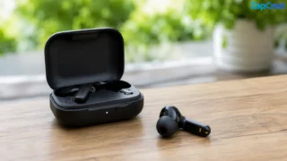 7 Features to Look for in Wireless Earbuds Under $200 in 2024