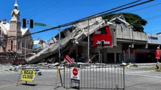 Earthquake of Magnitude 7.8 Strikes Off Southern Philippines, 15 Feared Killed