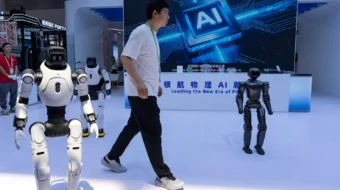 Stock Market Slides as Chip Stocks Fall on AI Safety Warnings