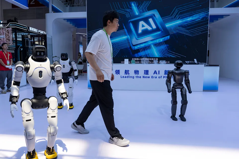 Stock Market Slides as Chip Stocks Fall on AI Safety Warnings