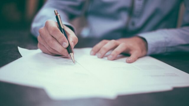 7 Legal Mistakes That Can Cost Small Businesses Thousands of Dollars