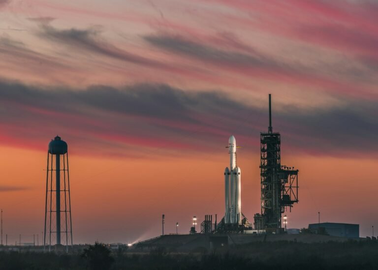 Elon Musk Pledges a SpaceX Share to Every Kid in America: What It Means